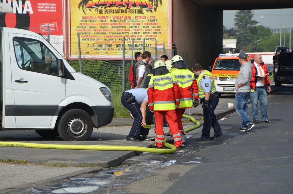 Grossfeuer Poco Lager Koeln Porz Gremberghoven Hansestr P583.JPG - Miklos Laubert